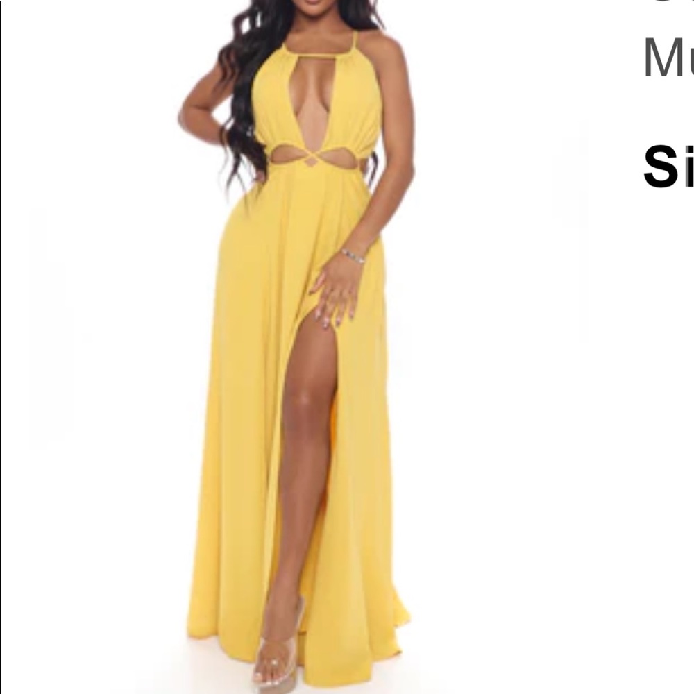 Yellow vacation dress. Size small. New with tags